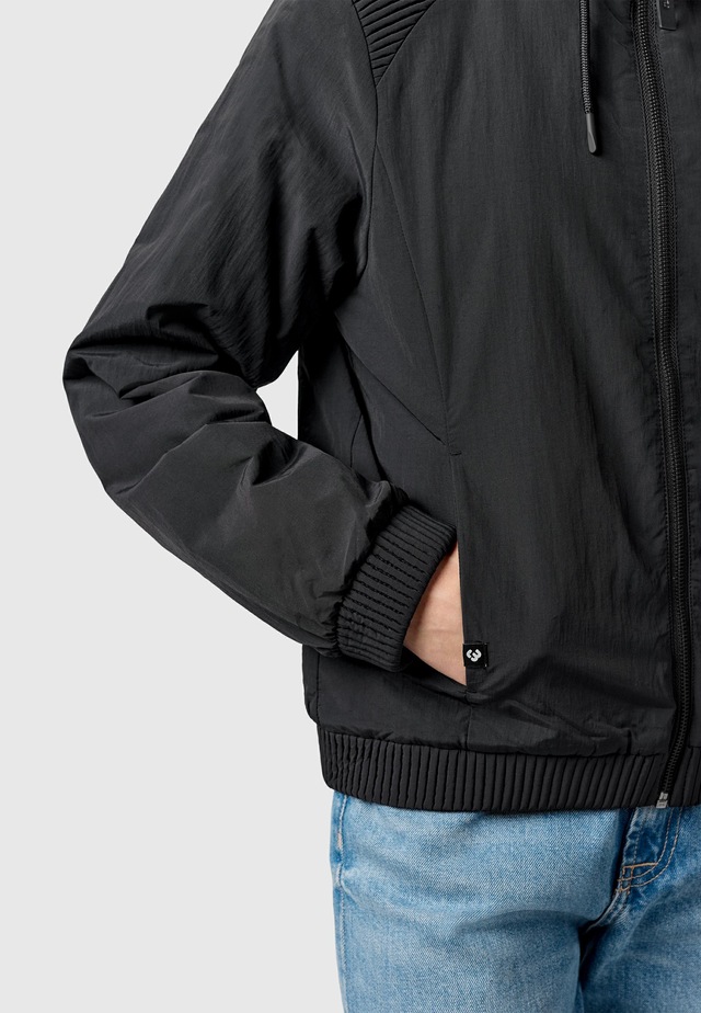 Ragwear Bomberjacke »Chinta Warm YOUMODO« mit Kapuze Warme Übergangsjacke mit elastischen Bündchen