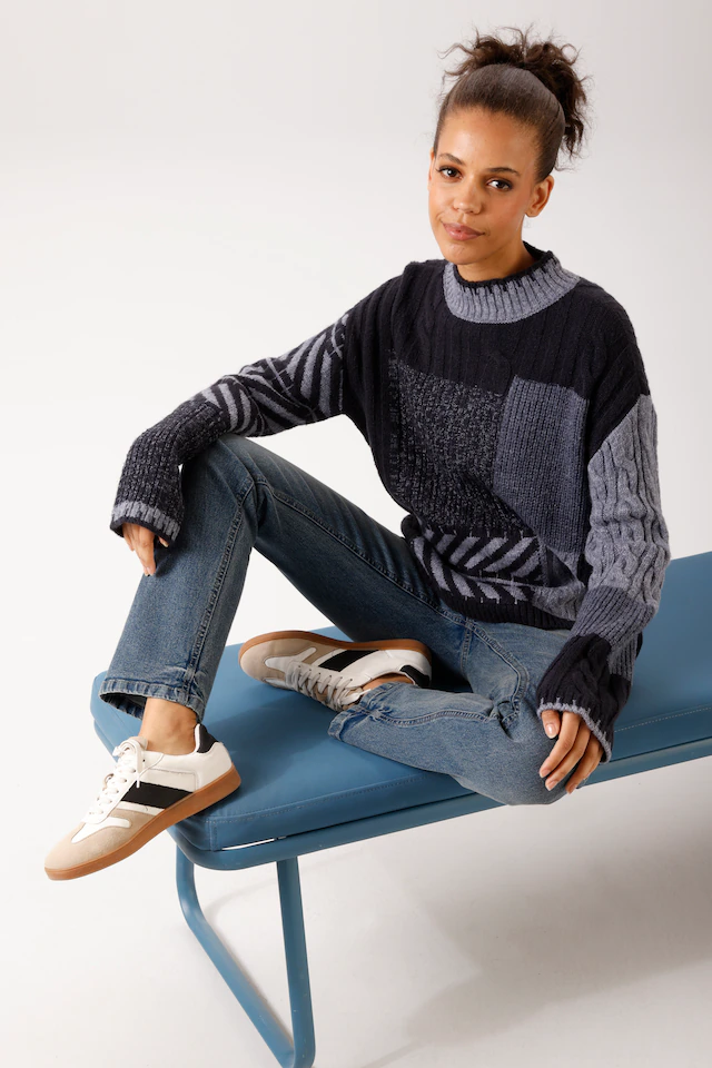 Aniston CASUAL 5-Pocket-Jeans in dezenter Bootcut-Form - NEUE KOLLEKTION