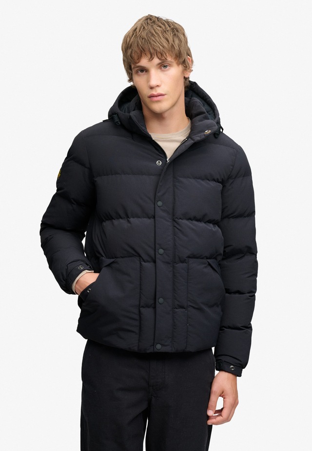 Superdry Steppjacke »CLASSIC EVEREST PUFFER JKT« mit Kapuze Kunstfaser, relaxed fit