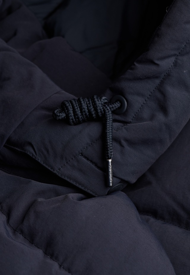 Superdry Steppjacke »CLASSIC EVEREST PUFFER JKT« mit Kapuze Kunstfaser, relaxed fit