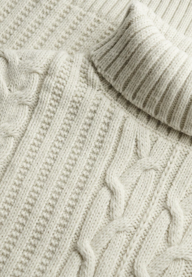 Superdry Rollkragenpullover »JACOB CABLE ROLL NECK JUMPER« Materialmix, relaxed fit