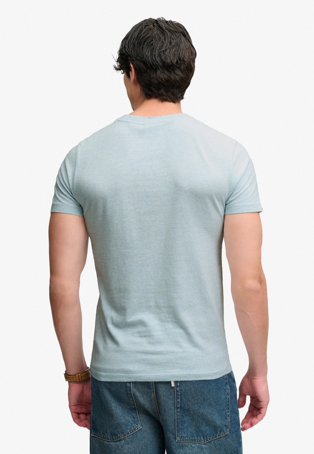 Superdry Rundhalsshirt »ESSENTIAL SDCO LOGO EMB TEE« Baumwolle, regular fit