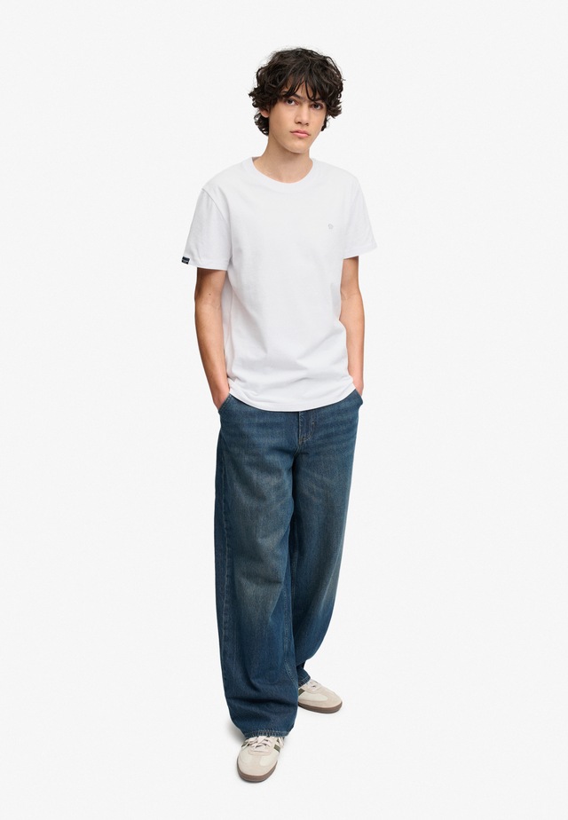 Superdry Rundhalsshirt »ESSENTIAL SDCO LOGO EMB TEE« Baumwolle, regular fit