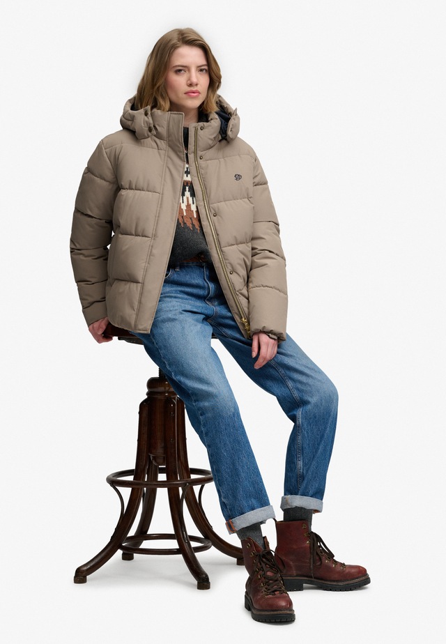 Superdry Steppjacke »PREMIUM HOOD PUFFER JKT« mit Kapuze Kunstfaser, relaxed fit