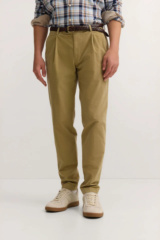 bugatti Bundfaltenhose »Tapered Fit« aus Luxury Pima Cotton Feincord