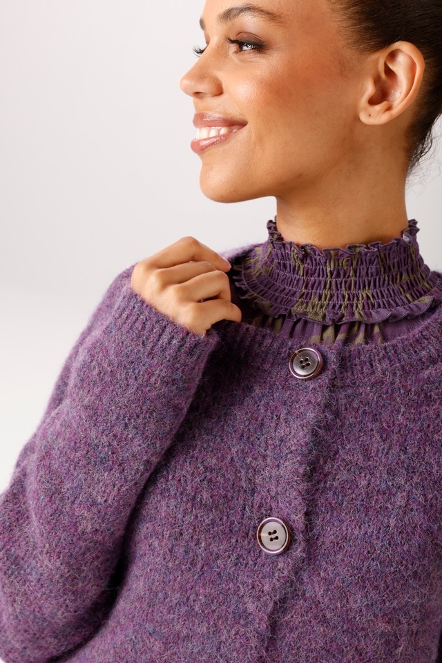 Aniston CASUAL Strickjacke aus bunt meliertem, flauschig weichem Garn - NEUE KOLLEKTION