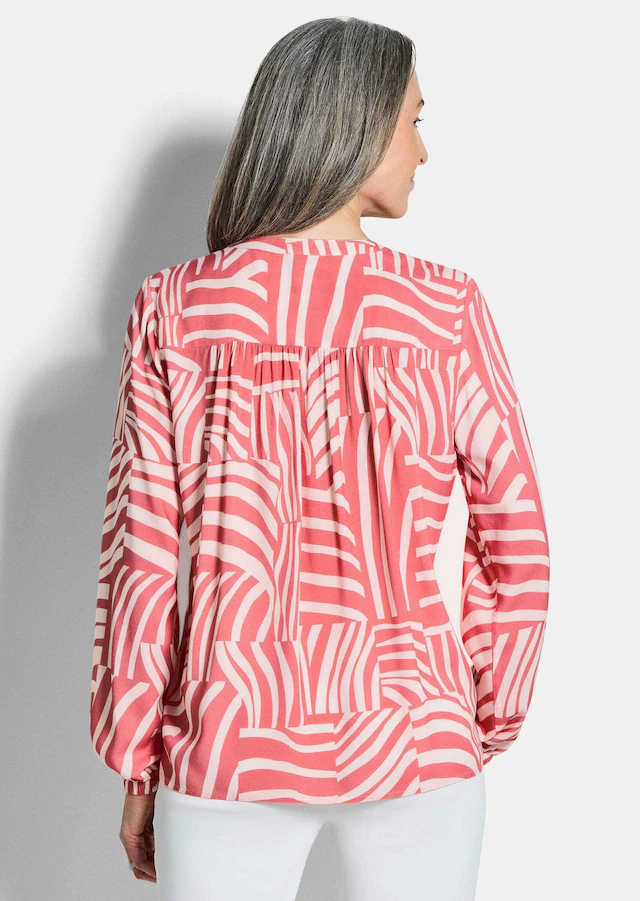 GOLDNER Schlupfbluse »Grafische Viskosebluse mit Schlitz« Gummibündchen am Armabschluss