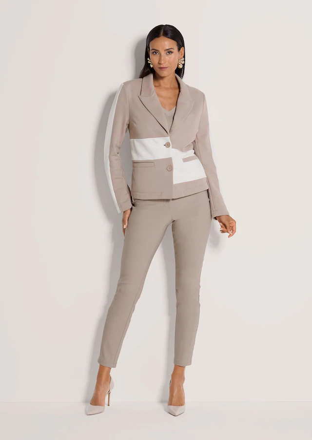MADELEINE Langarmshirt »Blazer Elegante Businessjacke mit Kontrasten« Asymmetrische Blocktreifen