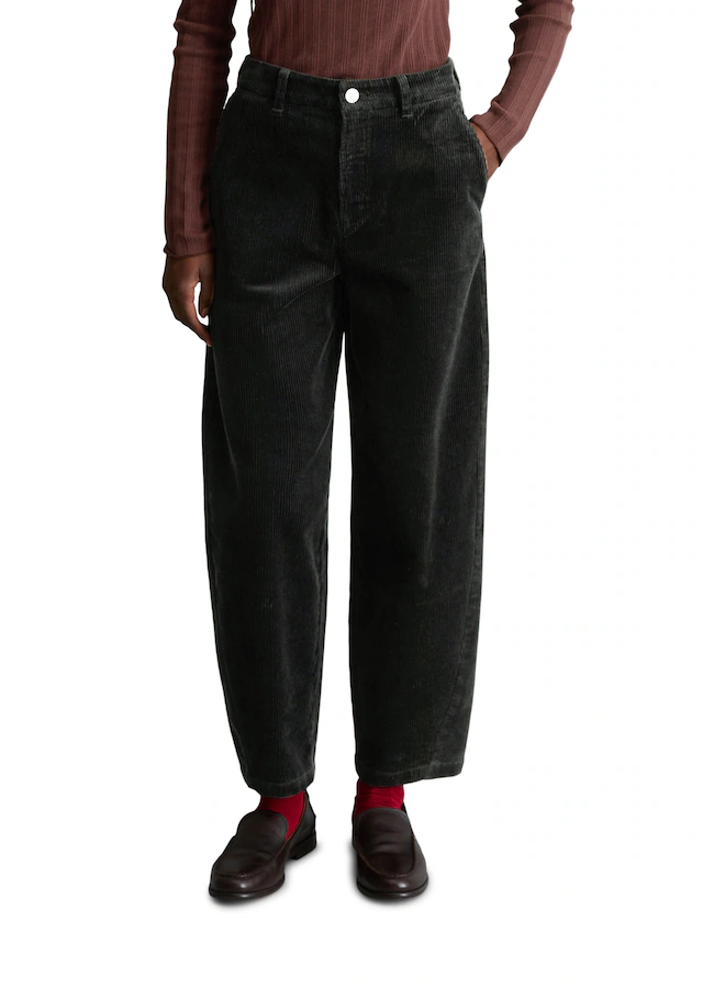 Marc O'Polo DENIM Cordhose Model Airin barrel leg aus Organic Cotton Stretch