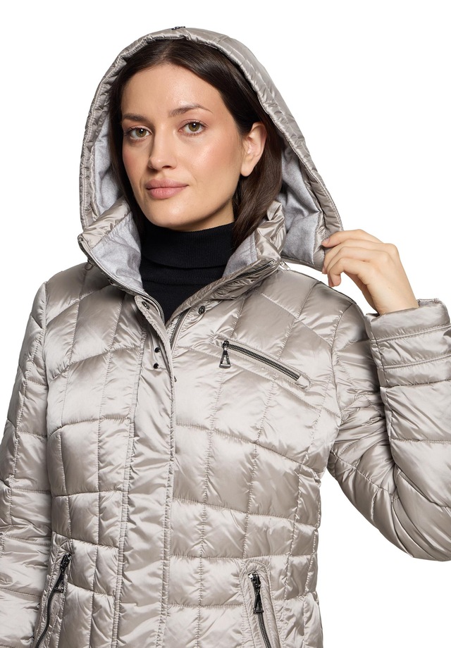 Gil Bret Steppmantel Winterjacke mit abnehmbarer Kapuze und Reißverschluss