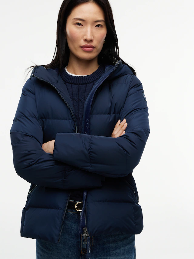 Tommy Hilfiger Steppjacke »DOWN BRANDED FITTED JACKET« mit Kapuze Kunstfaser