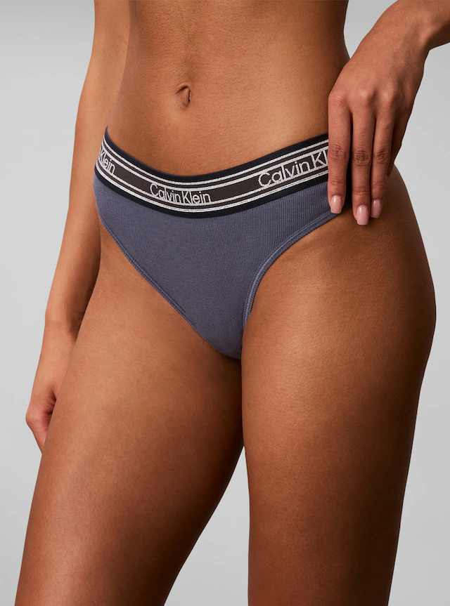 Calvin Klein Underwear Tanga »THONG« Körpernahe Passform mit elastischem Bund