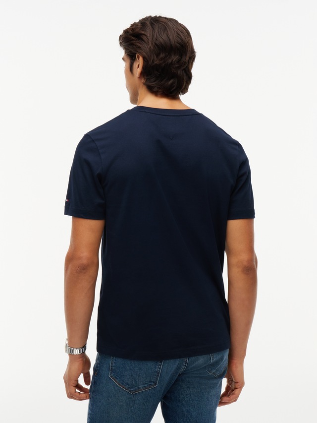 Tommy Hilfiger T-Shirt »BRAND LOVE SMALL FLAG« regular fit, Baumwolljersey