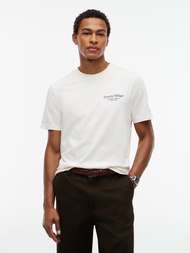 Tommy Hilfiger T-Shirt »BACK TEXT SEASONAL GRAPHIC« Jersey, normale Passform
