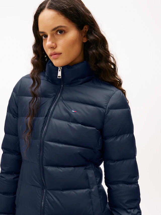 Tommy Jeans Steppmantel »TJW ESSENTIAL HOODED DOWN COAT« Kunstfaser