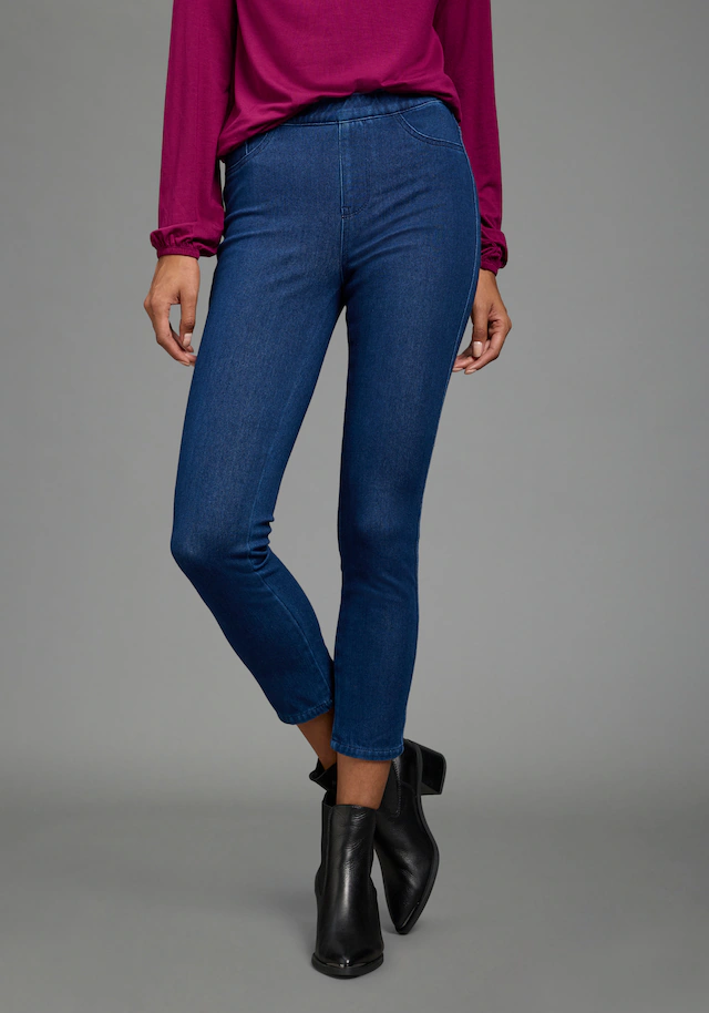 Arizona Jeansjeggings »im 4 Way Stretch, Quer- und Längselastisch, 7/8« extra-enger Skinny-Fit, normale Leibhöhe, 7/8-Länge
