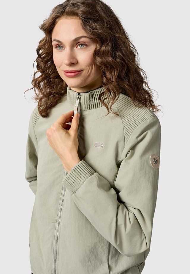 Ragwear Bomberjacke »Chenna Summer YOUMODO« ohne Kapuze Wasserabweisende leichte Übergangsjacke