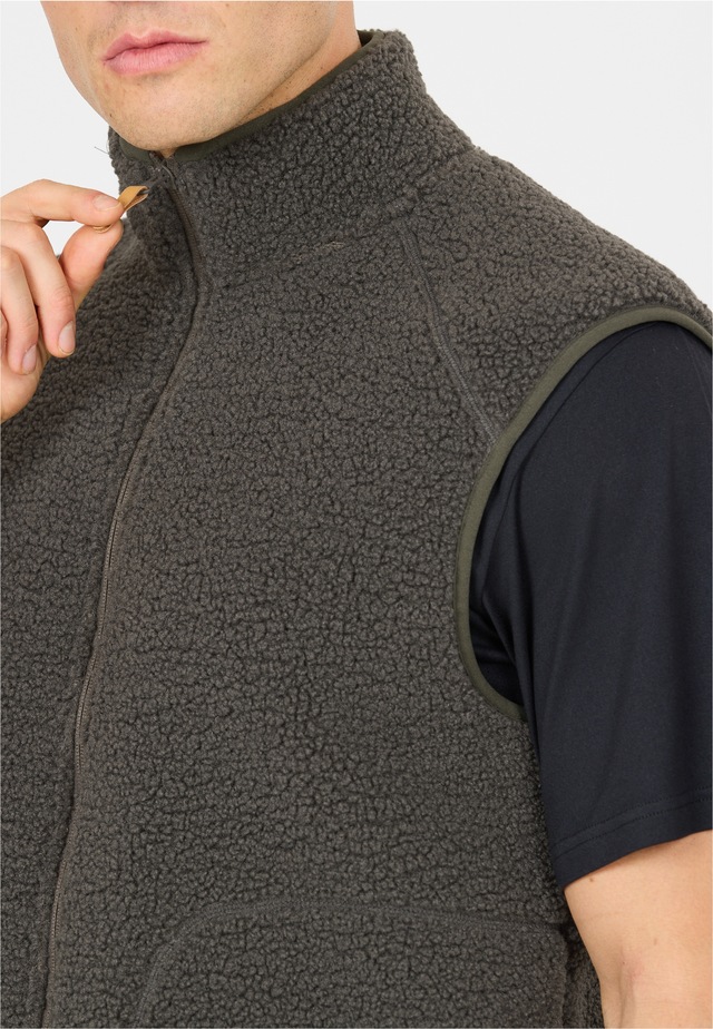 WHISTLER Softshellweste »Pioneer« in atmungsaktiver Qualität