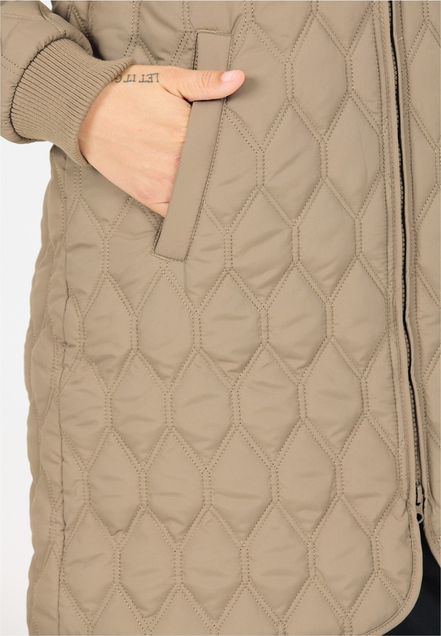 WHISTLER Outdoorjacke »Nellye« Mit 2-Wege-Reißverschluss