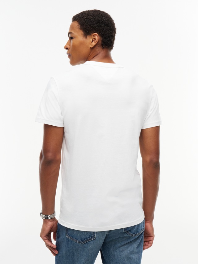 Tommy Jeans T-Shirt »SLIM SIGNATURE CHEST TEE« Slim fit mit Rundhalsausschnitt