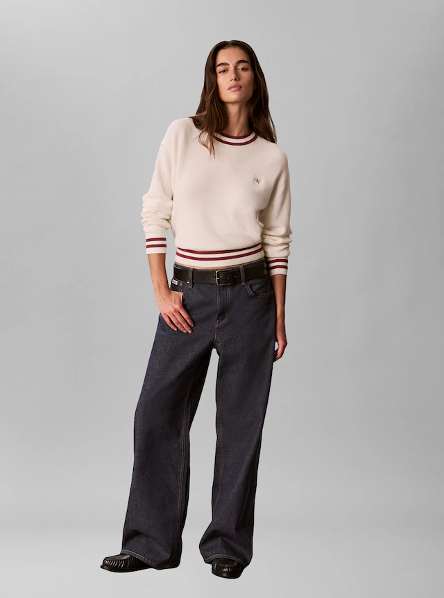 Calvin Klein Jeans Rundhalspullover »WOVEN LABEL CREWNECK SWEATER« Regular fit mit Rundhalsausschnitt