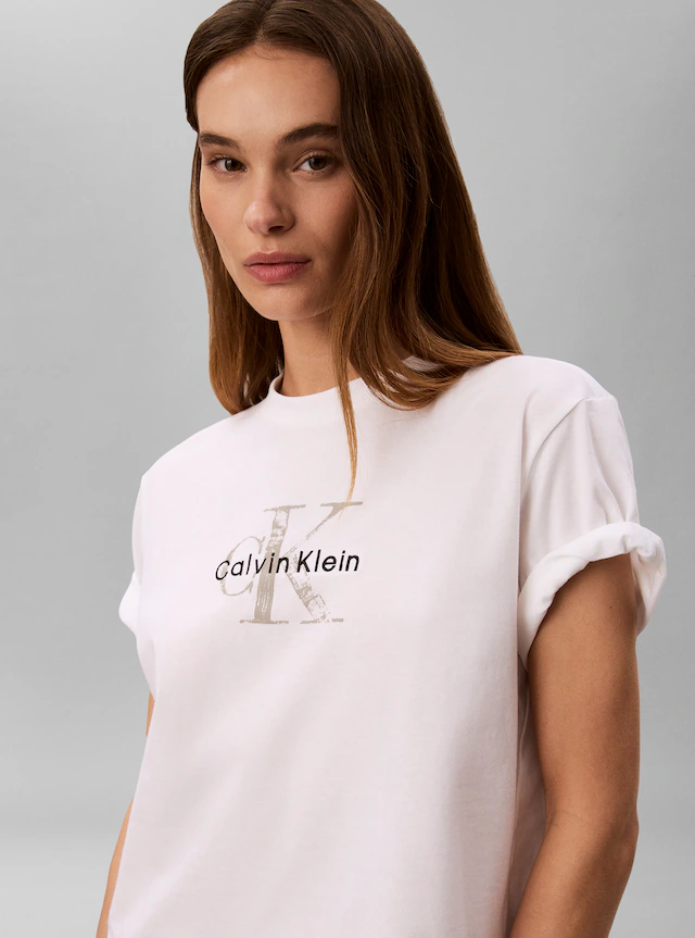 Calvin Klein Jeans T-Shirt »BOXY HAND DRAWN MONOLOGO TEE« Regular fit, Logoschriftzug