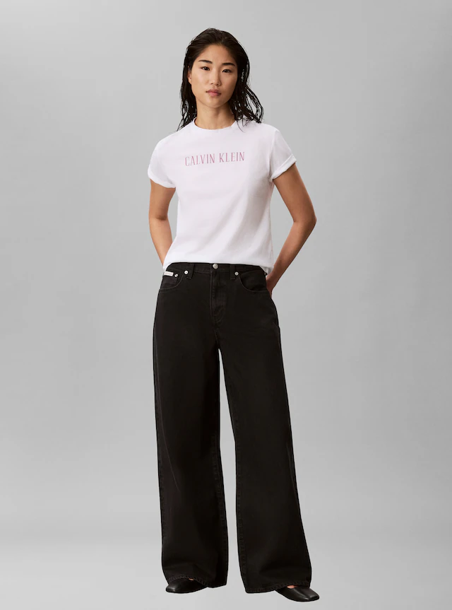Calvin Klein Jeans T-Shirt Rundhalsausschnitt, Regular Fit, Logoschriftzug