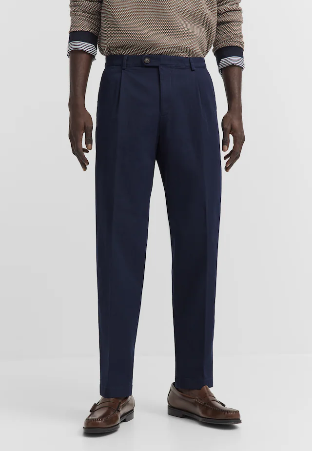 bugatti Bundfaltenhose »Tapered Fit« aus Baumwoll-Stretch