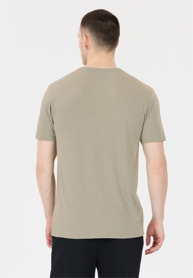 Virtus Funktionsshirt »Jokers V3« mit praktischer Quick-Dry-Funktion