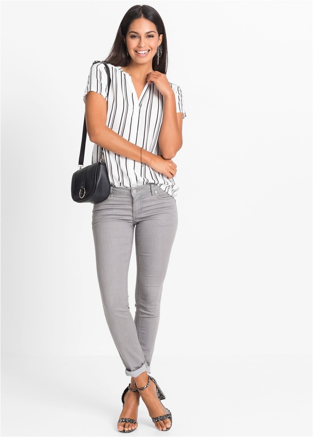 bonprix Kurzarmbluse Regular Fit, für Businessmode, aus Viskose, feminin gestaltet