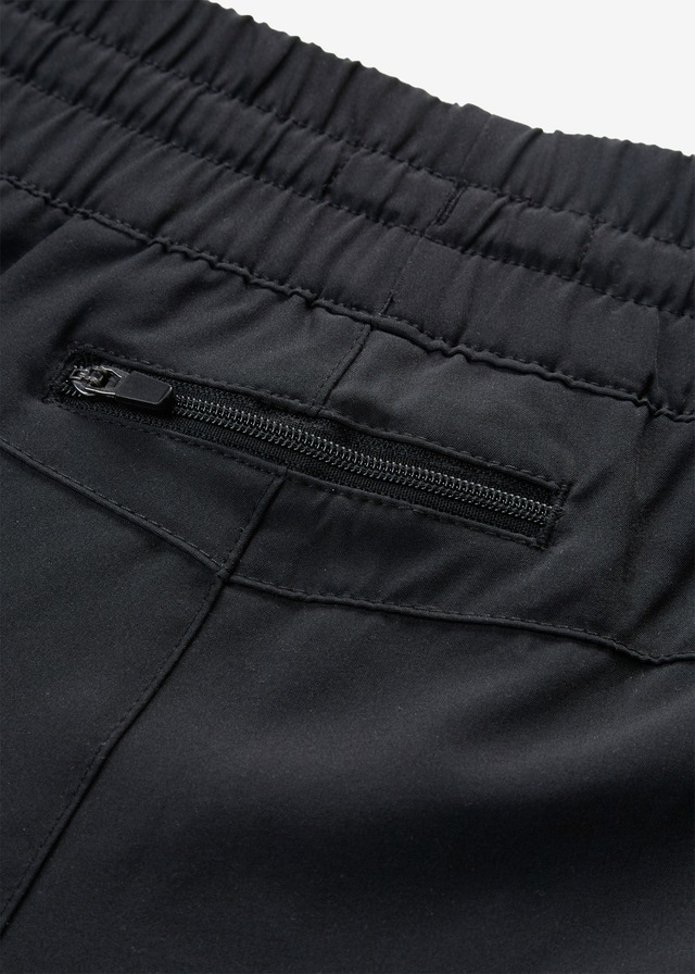 bonprix Funktionshose in 7/8 länge, Seitenschlitze mit Zipper, Reißverschlusstasche hinten