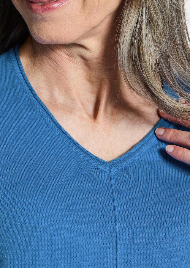 GOLDNER Rundhalspullover »Kurzgröße Baumwollpullover mit V-Ausschnitt« mit Kaschmieranteil