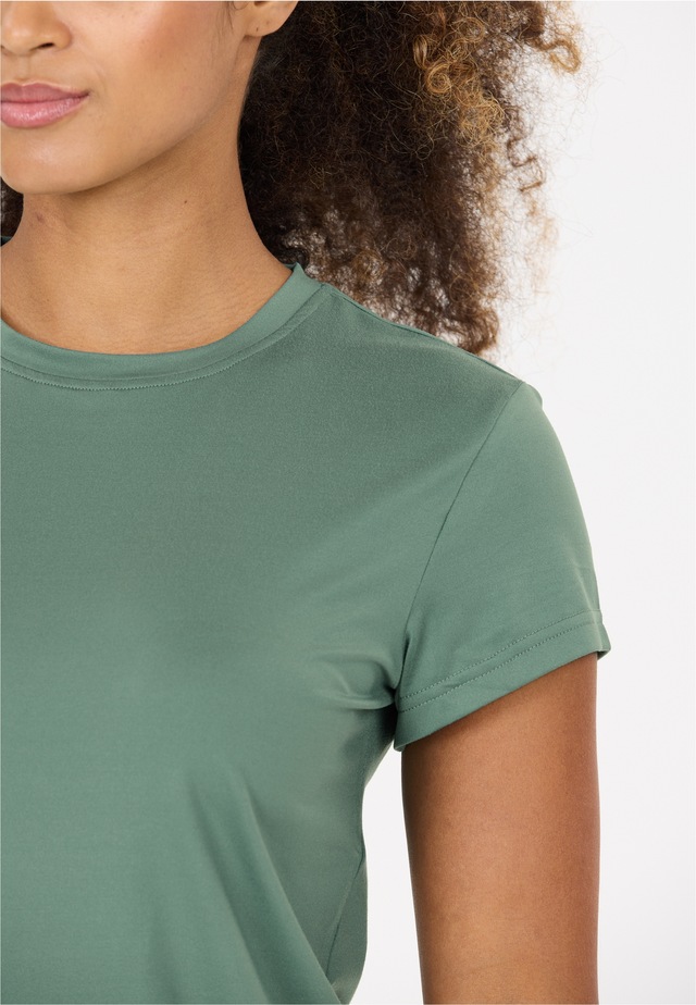 ATHLECIA Funktionsshirt »Almi V2« atmungsaktiv
