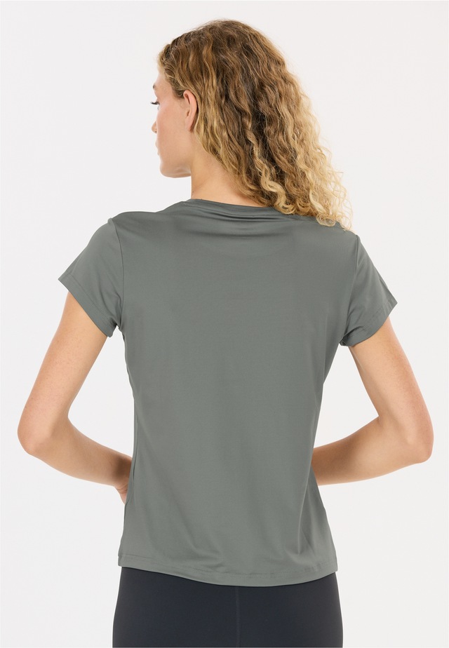 ATHLECIA Funktionsshirt »Almi V2« atmungsaktiv