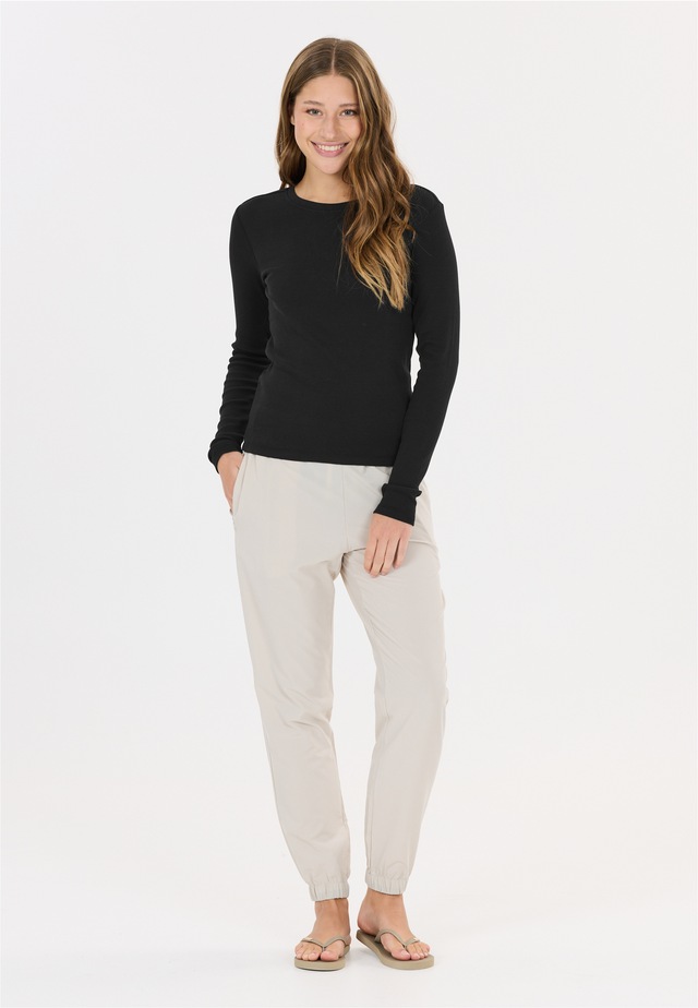 ATHLECIA Langarmshirt »Lenga« in komfortabler Qualität