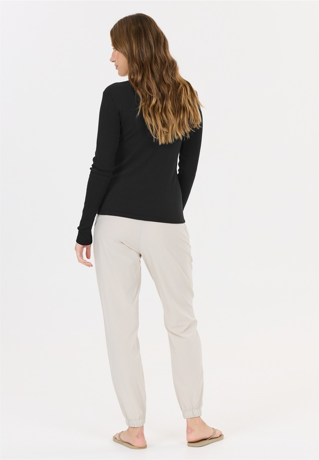 ATHLECIA Langarmshirt »Lenga« in komfortabler Qualität