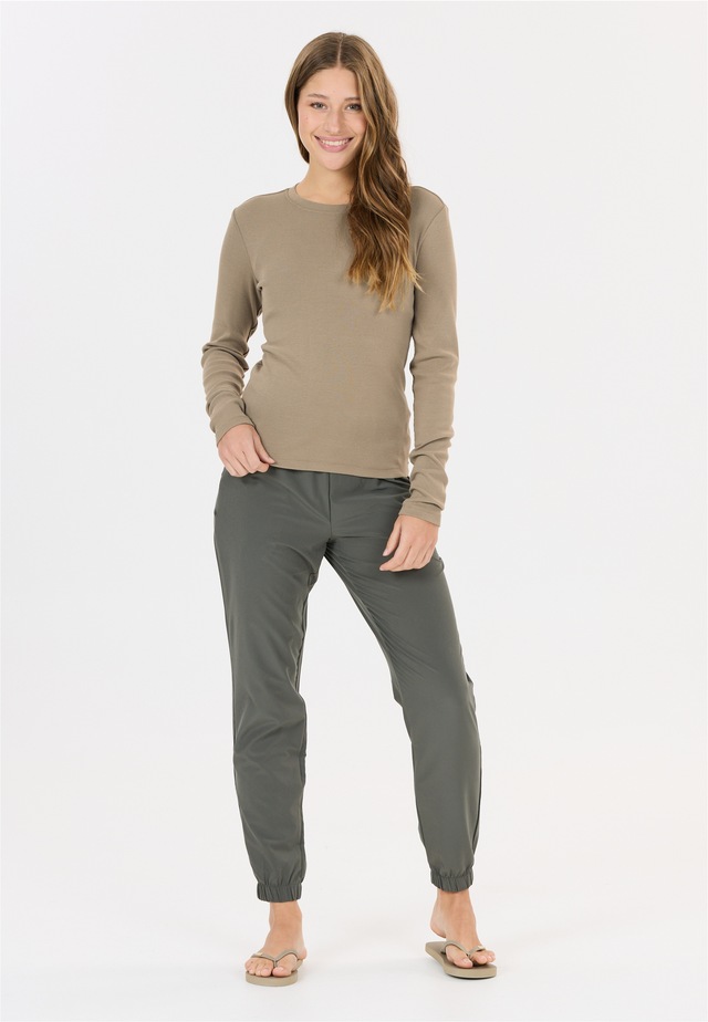 ATHLECIA Langarmshirt »Lenga« in komfortabler Qualität