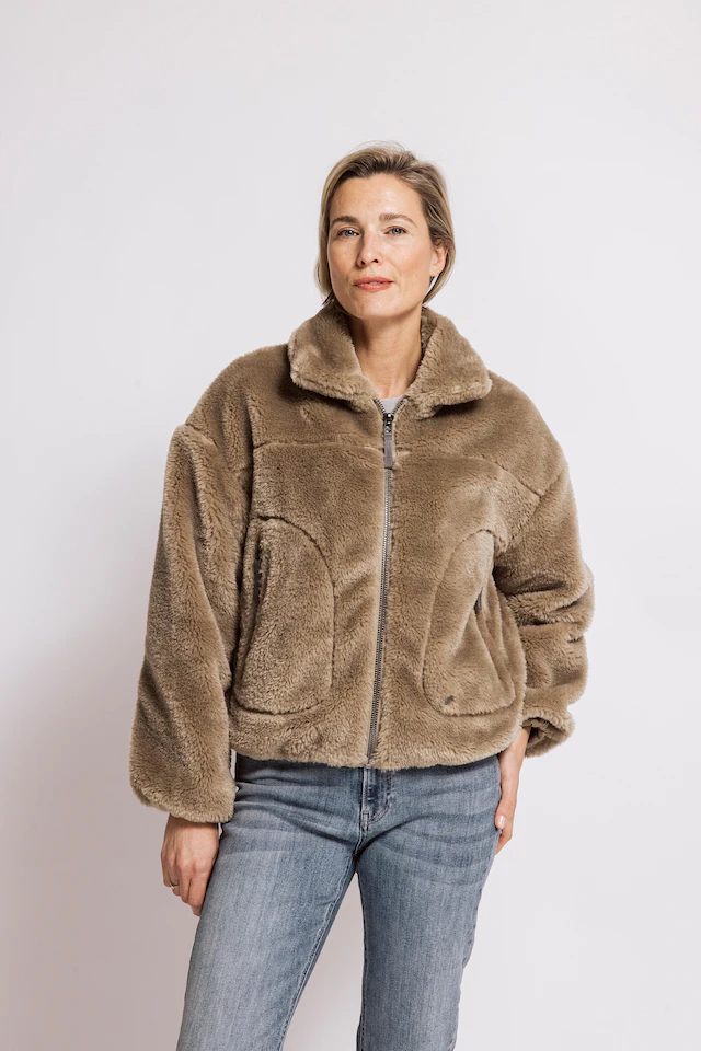 Zhrill Jackenblazer »APRIL« Fellimitatjacke / Kuscheljacke / mit Stehkragen und Reißverschluss