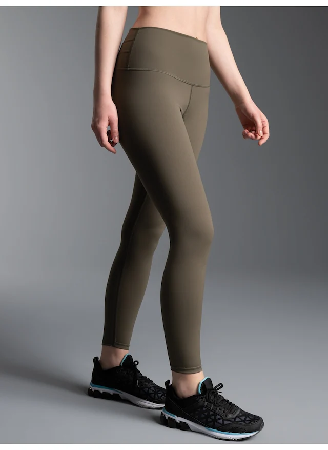 Trigema Leggings »TRIGEMA Leggings mit reflektierendem Schwinge«