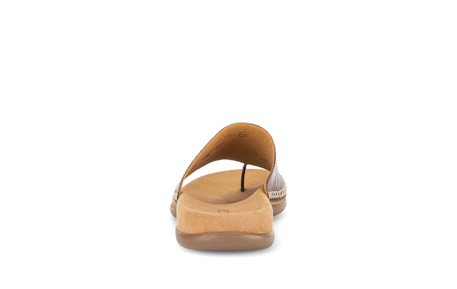 Gabor Zehentrenner Sommerschuh, Schlupfschuh mit modischem Zehenring