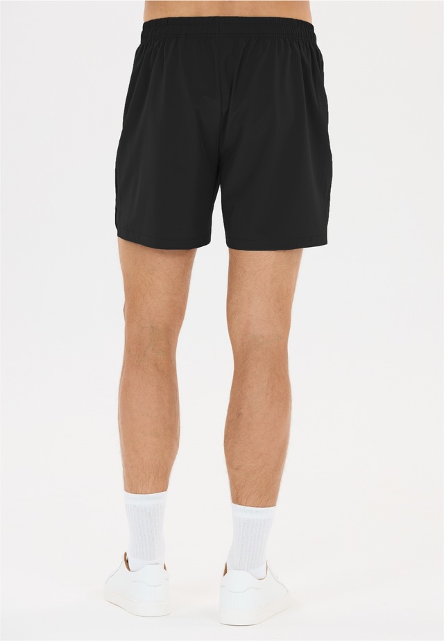 Virtus Shorts »Spier V3« 4-Wege Stretch