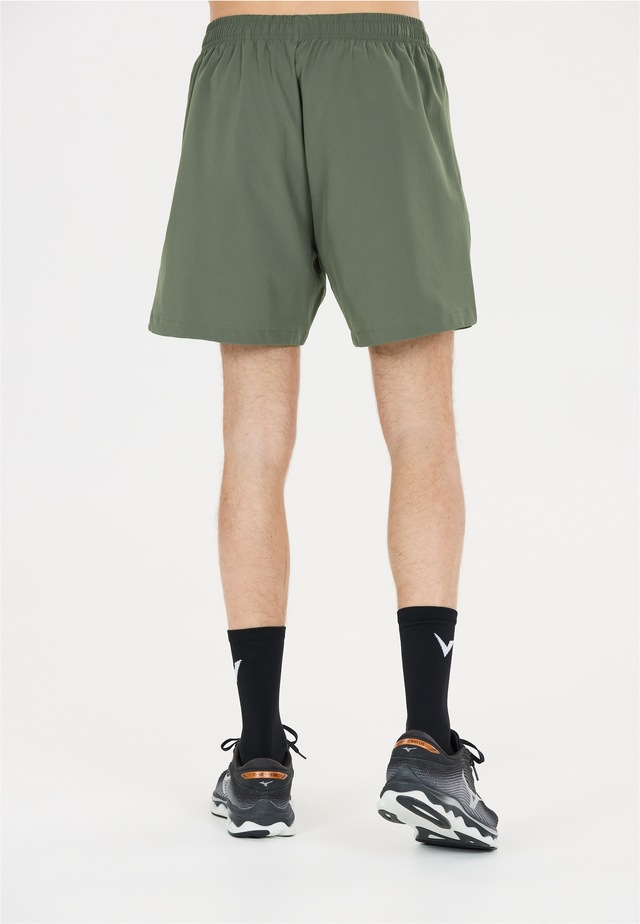 Virtus Shorts »Spier V3« 4-Wege Stretch