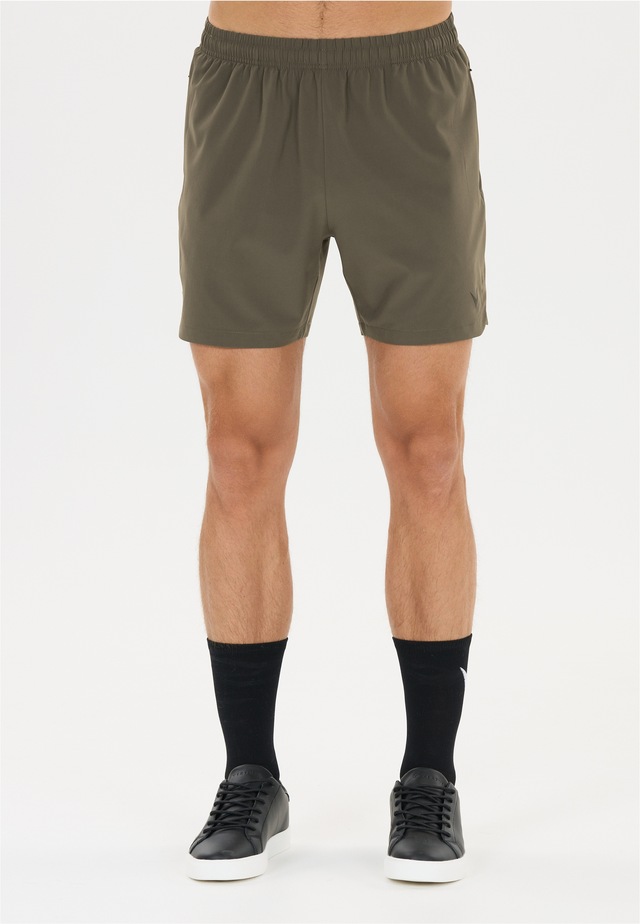 Virtus Shorts »Spier V3« 4-Wege Stretch