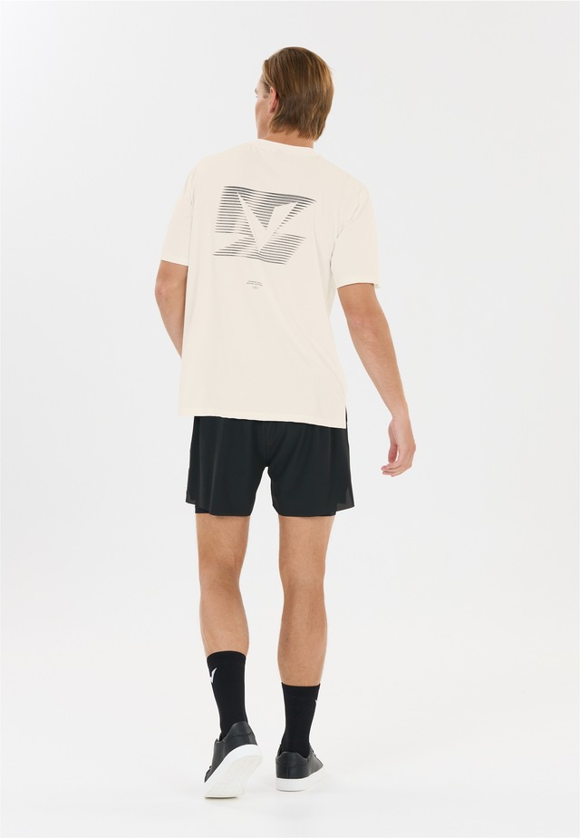 Virtus Funktionsshirt »Maini« mit 4-Wege Stretch für viel Bewegungsfreiheit