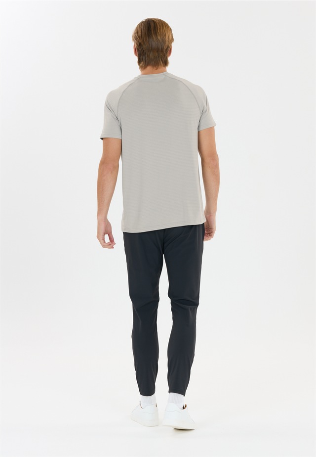Virtus Funktionsshirt »Neva« 4-Wege Stretch