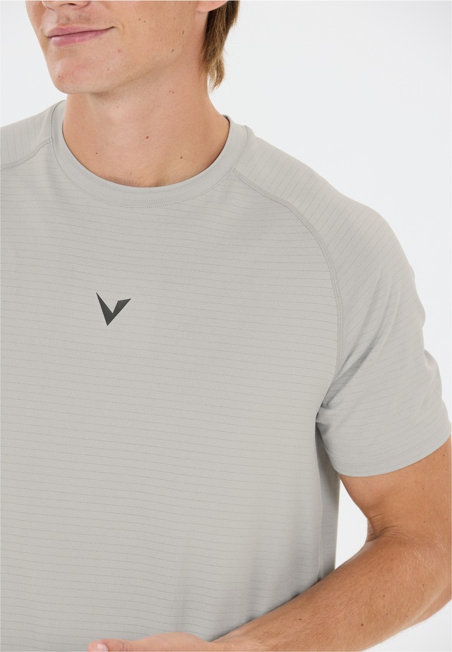 Virtus Funktionsshirt »Neva« 4-Wege Stretch