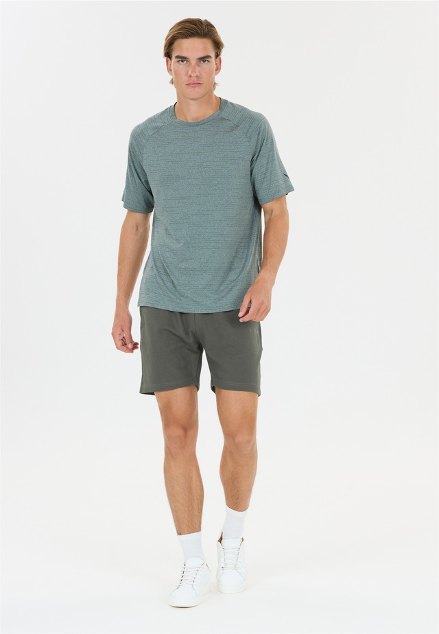 Virtus Shorts »Minne« Schmucklos