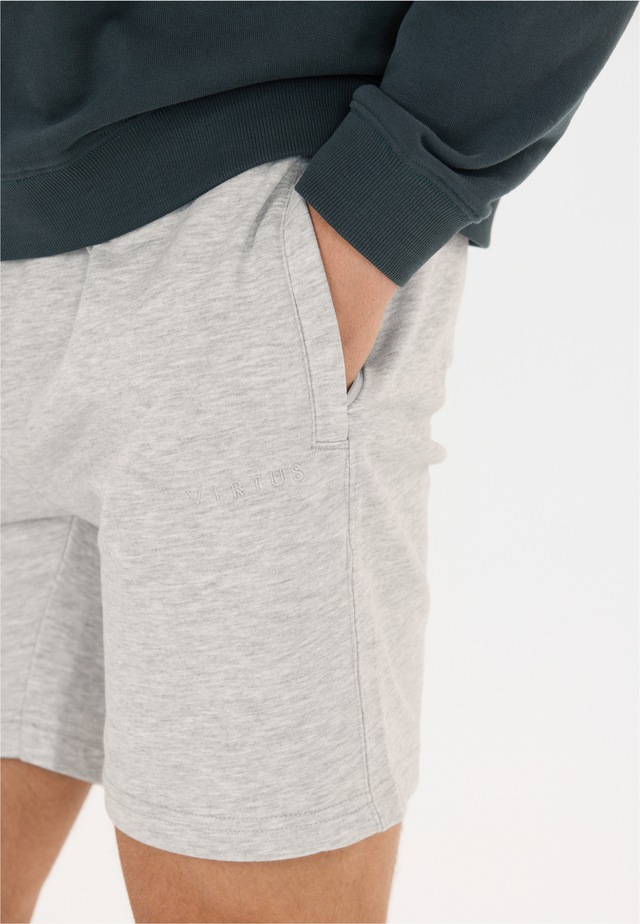 Virtus Shorts »Minne« Schmucklos