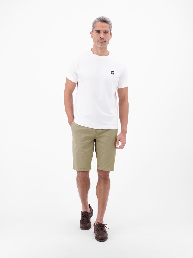 LERROS Chinoshorts »Bequeme Chino-Bermuda mit Gürtel und Minimalprint« Leichte Sommershorts aus 98% Baumwolle und 2% Elasthan, mit 4 Taschen