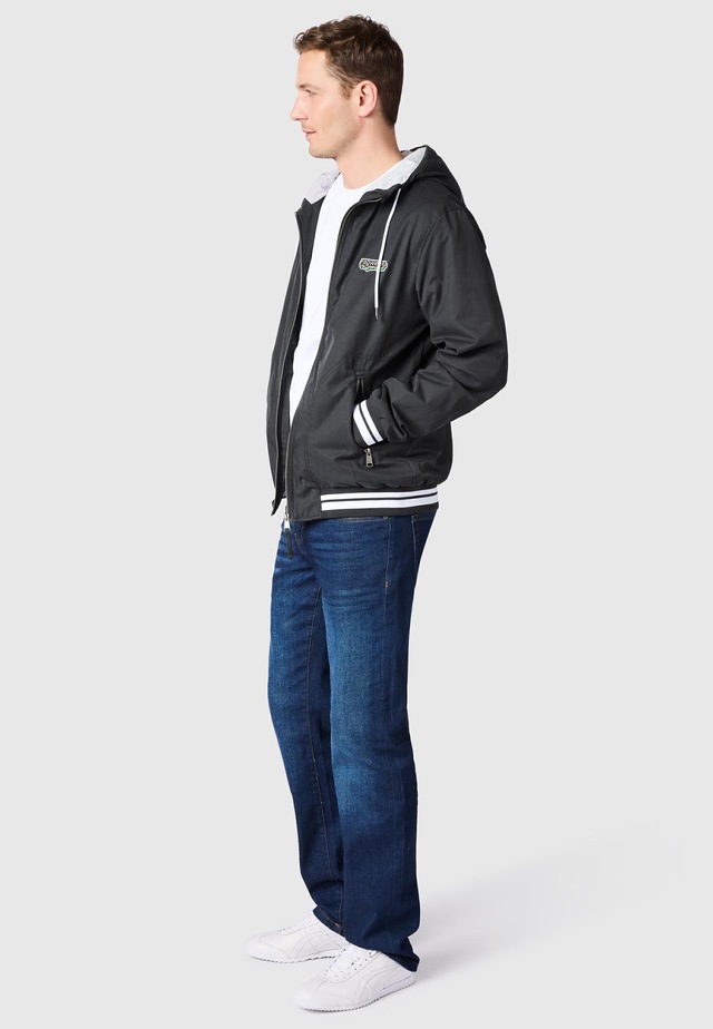 Ragwear Outdoorjacke »Stewan YOUMODO« mit Kapuze leichte Herren Übergangsjacke mitelastischen Bündchen